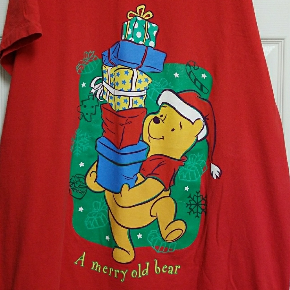 Vintage Pooh Christmas Sleepshirt EUC